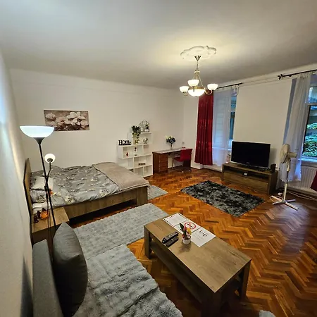 Pet Friendly 2bdr